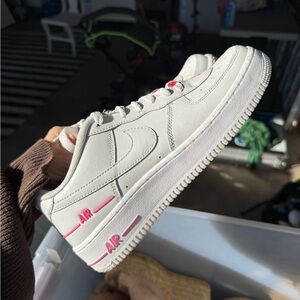 pink nike air forces